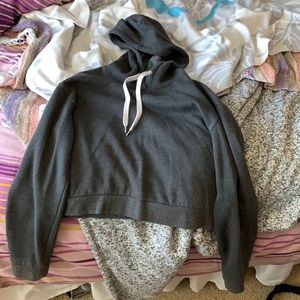 Cropped hoodie